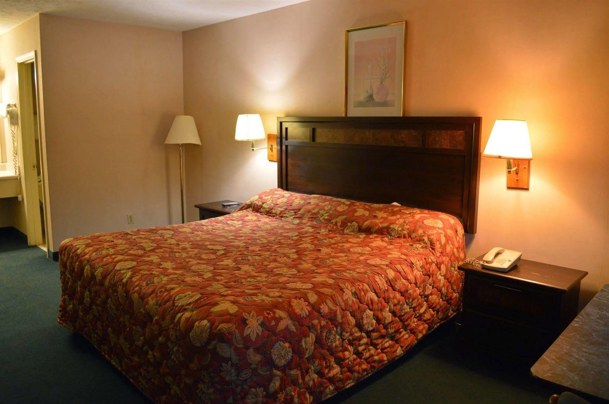 Economy Inn Carthage Zewnętrze zdjęcie