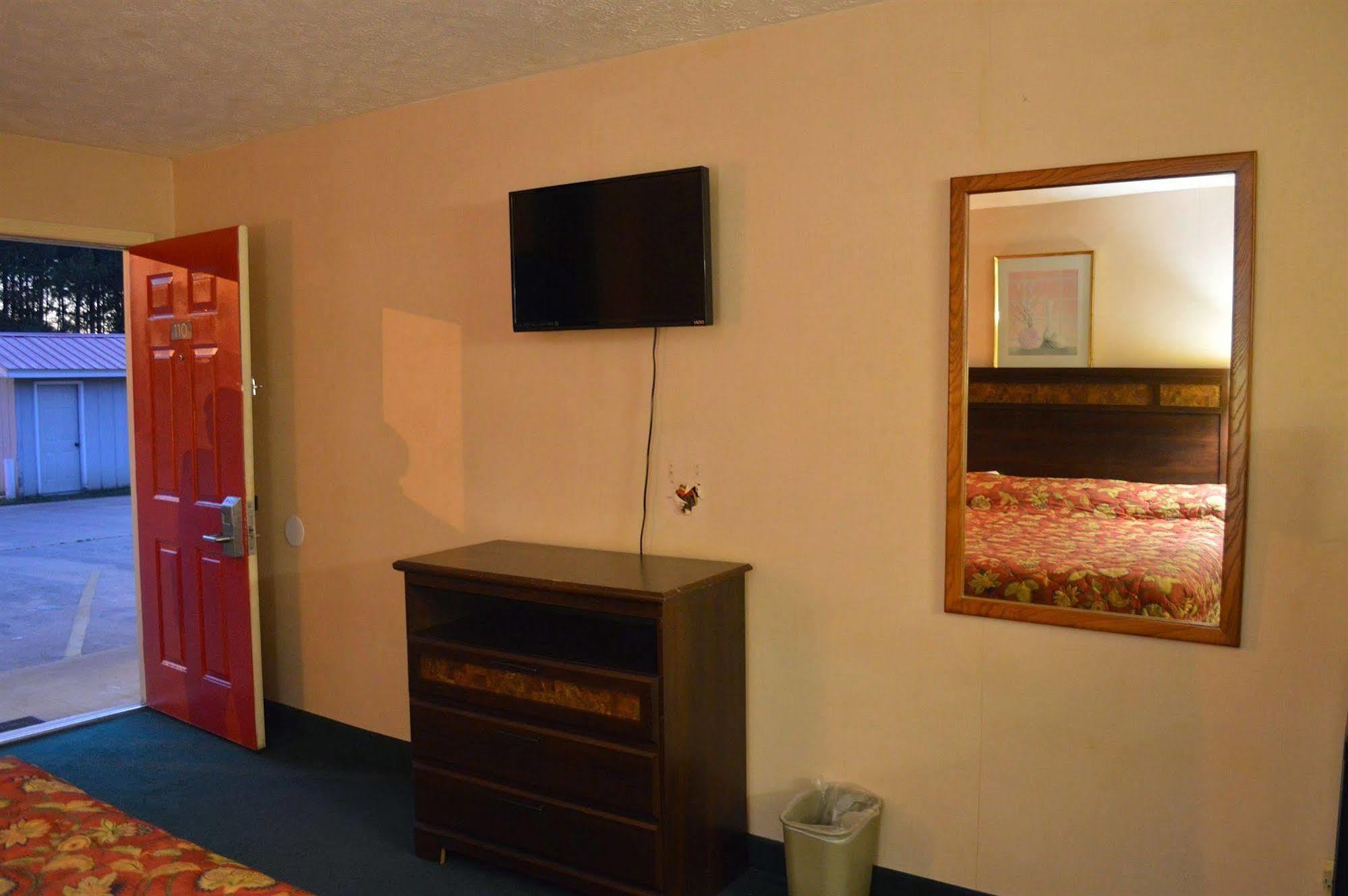 Economy Inn Carthage Zewnętrze zdjęcie