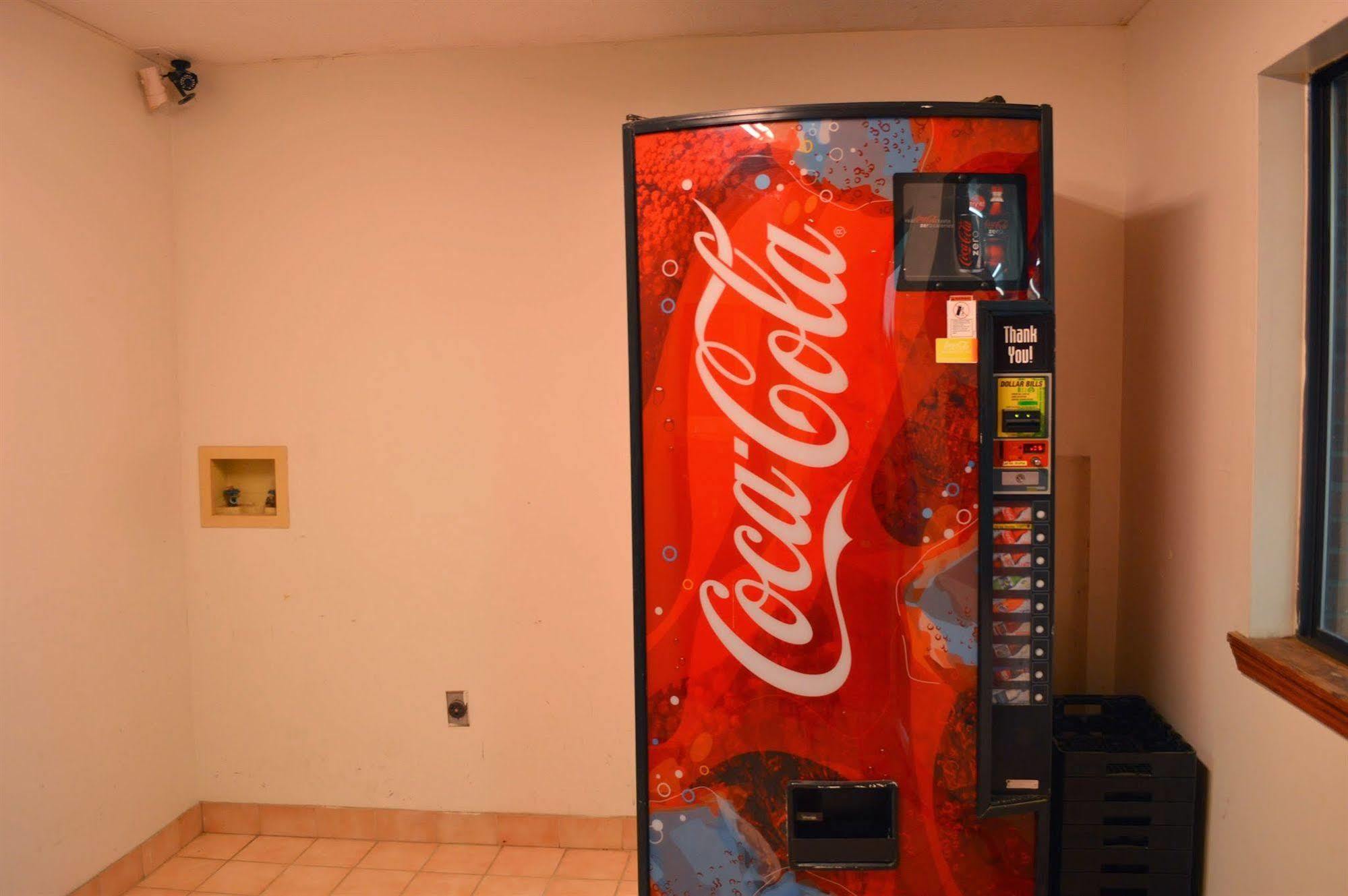 Economy Inn Carthage Zewnętrze zdjęcie